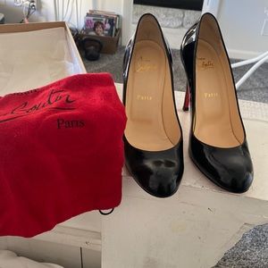 Size 39 Christian Louboutin